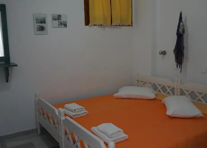 Athina Naxos Town דירה